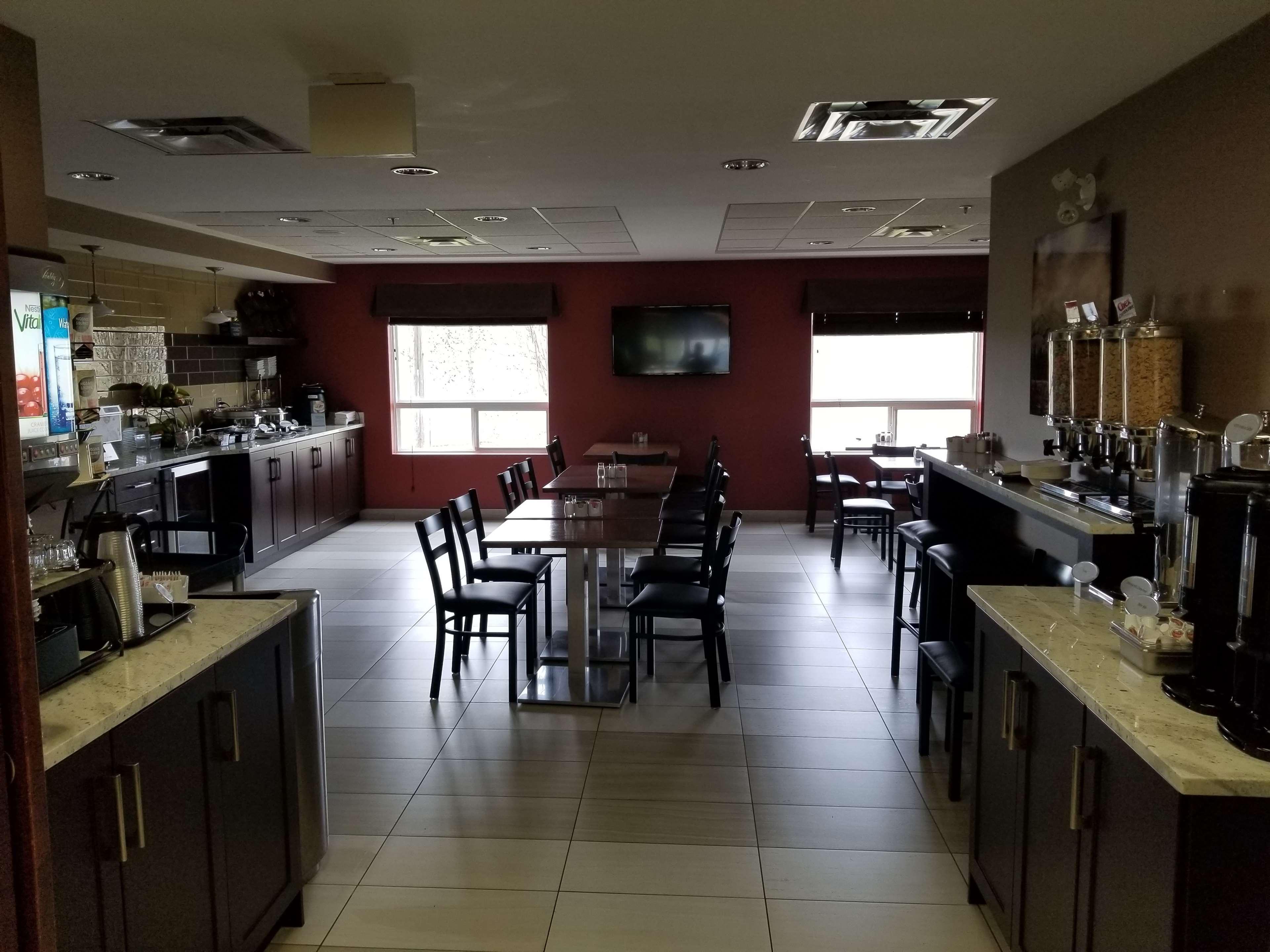 Best Western Plus Red Deer Inn & Suite מראה חיצוני תמונה