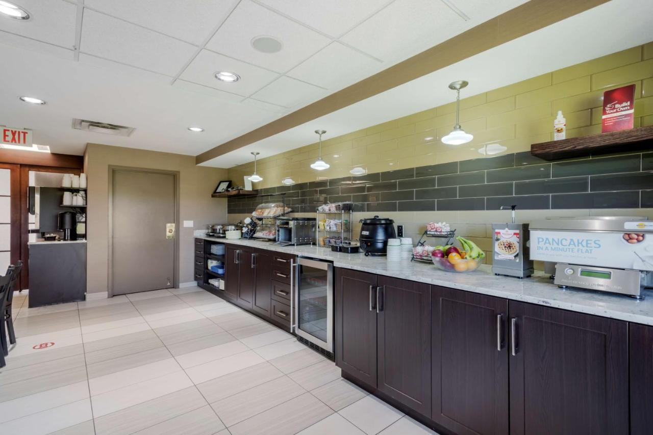 Best Western Plus Red Deer Inn & Suite מראה חיצוני תמונה