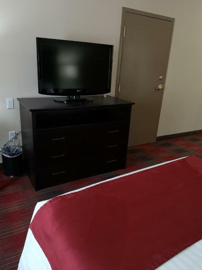 Best Western Plus Red Deer Inn & Suite מראה חיצוני תמונה