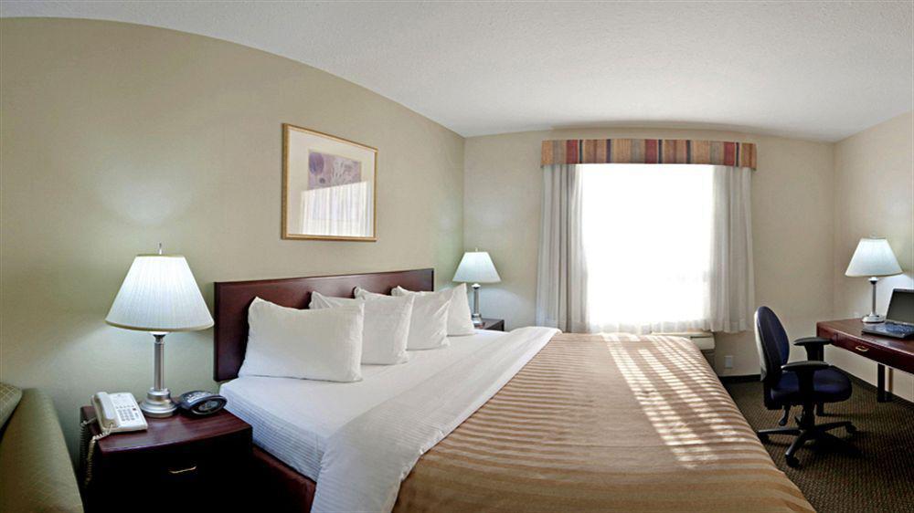 Best Western Plus Red Deer Inn & Suite מראה חיצוני תמונה